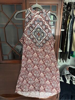 American Eagle Outfitters Red and Ivory Printed High-Neck Sleeveless Tunic